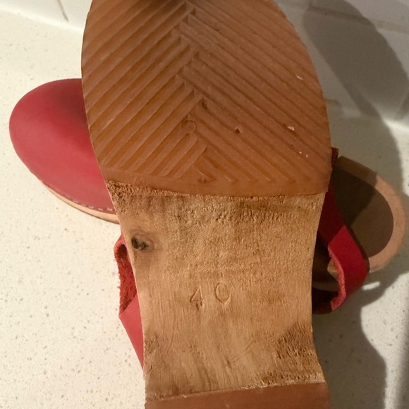 Swedish Red Leather Clogs with Wooden Sole Size 40 - Picture 9 of 12